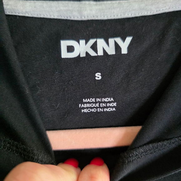 Men's DKNY Hoodie Size S Black - Picture 6 of 8